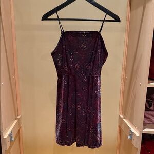 Ecote Spaghetti Strap Mini Dress in Black and Red